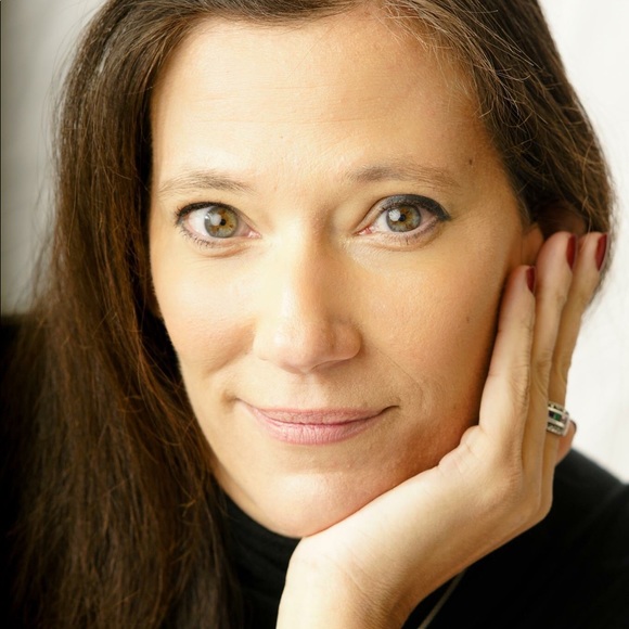 Meet your Posher, Johnna - Picture 1 of 1